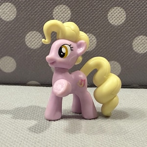 My Little Pony G4 Mini Blind Bag Figure Luckette 2017 Wave 20 Vintage MLP Vintage Movie Film Friendship is Magic