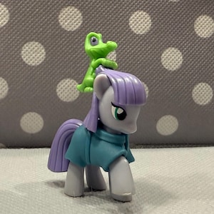 My Little Pony G4 Mini Blind Bag Figure Ponyville Maud Pie Gummy 2015 New MLP Retro Vintage Friendship is Magic Collection Single Story Pack