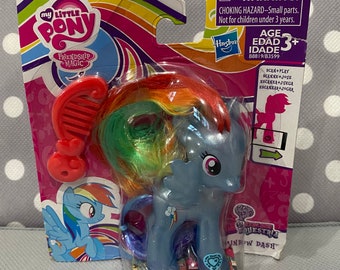 My Little Pony G4 Pearly Pearlized Rainbow Dash Neu Komplett MIP Vintage MLP Pony NIB Retro Brushable