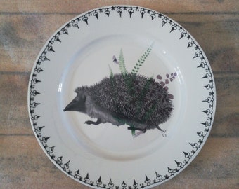 Redecorated vintage ceramic dish - "Enchanted forest" Collection - Hedgehog - diam ~ 23,5cm