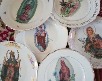 Redecorated vintage porcelain and ceramic plates - Madonnas - Diam about 23cm