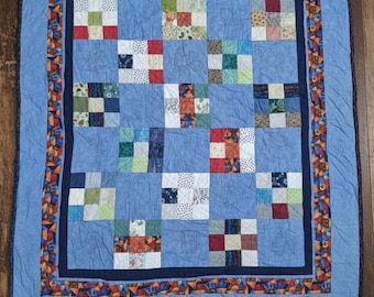 Manta de retalhos feita à mão | Manta vintage para bebê e colo | Manta de retalhos azul | Manta de algodão feita à mão | 107 x 122 cm