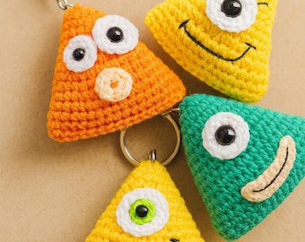 Dreieck Monster Schlüsselanhänger Muster: Easy Amigurumi Toy (PDF)