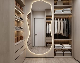 Grote spiegel met asymmetrische achtergrondverlichting, led-verlichte passpiegel, modern slaapkamerdecor