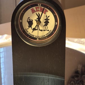 Vintage 1993 ACME Looney Tunes Desk Clock featuring Bugs Bunny, Taz and Wile E. Coyote