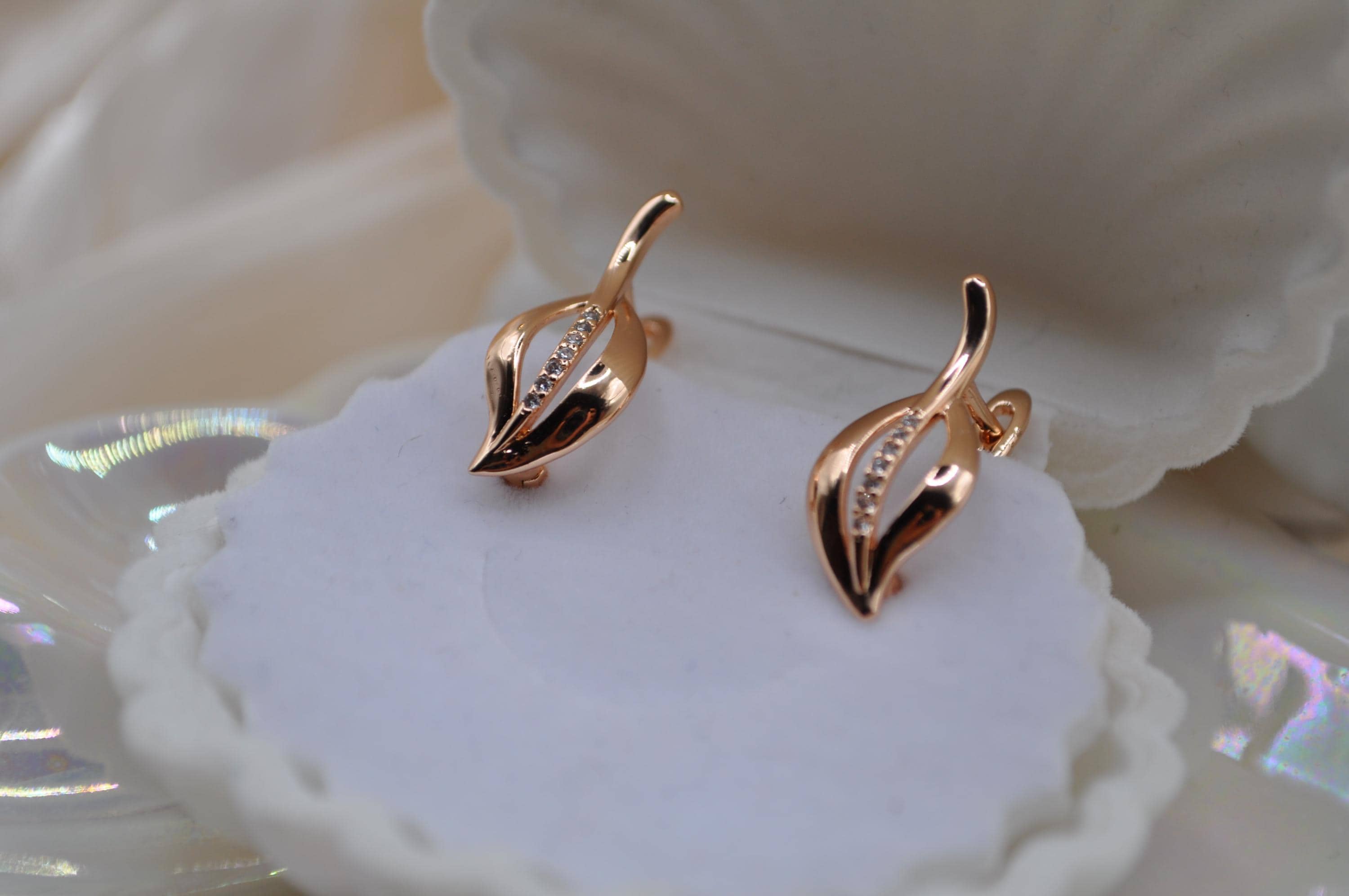 Acrylic Flower Hoop Earrings | The Yum Co