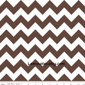Chevron Marrom e Branco - Tecido de Algodão LAMINADO - Riley Blake