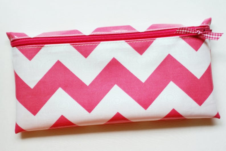 Laminated cotton fabric Pink chevron stripe (aka oilcloth)