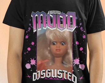 Funny Disgusted Doll Meme Shirt Barbie Face Tee Y2K Retro Graphic Top Ironic Humor Vintage Aesthetic T-Shirt Gen Z Unhinged Gift