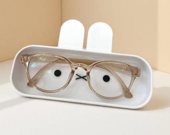 3D Printed Bunny Glasses Holder – Kawaii Desk Organizer, Cute Glasses Tray, Bookish Gift, Reader Desk Decor, Aesthetic Nightstand Organizer