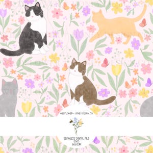 Puede incluir: Un patrón digital sin costuras con ilustraciones en acuarela de gatos en blanco y negro, marrón y blanco, y naranja, intercalados con flores coloridas, hojas verdes y mariposas sobre un fondo rosa claro. El texto dice WILDFLOWER + HONEY DESIGN CO.