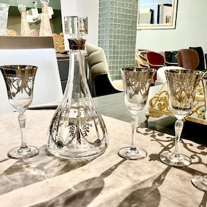 Conjunto de Decantador e 5 Taças de Vinho em Cristal CreArt Italy | Cristal Gravado com Borda em Prata Platinada | Feito à Mão na Itália | Novos Utensílios de Bar