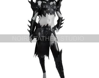 Disfraz de guerrero de cuero negro hecho a mano / Armadura gótica con pinchos