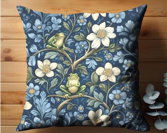 Blue Floral Green Frog Decorative Accent Pillow Cushion Covers, Frog Lover Unique Gift Throw Pillow Covers 14x14 16x16 18x18 20x20
