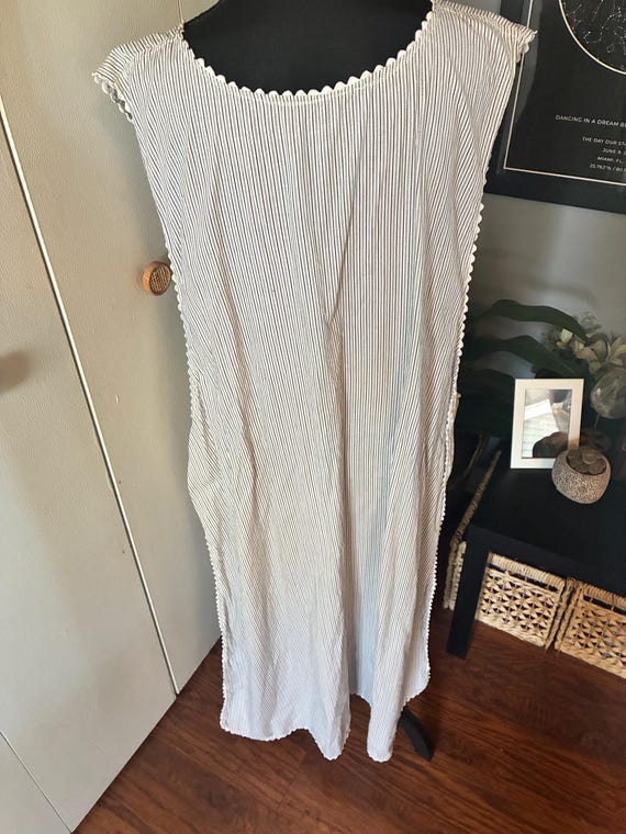 Vintage Striped Apron-Style Housedress – Cottagec… - image 10