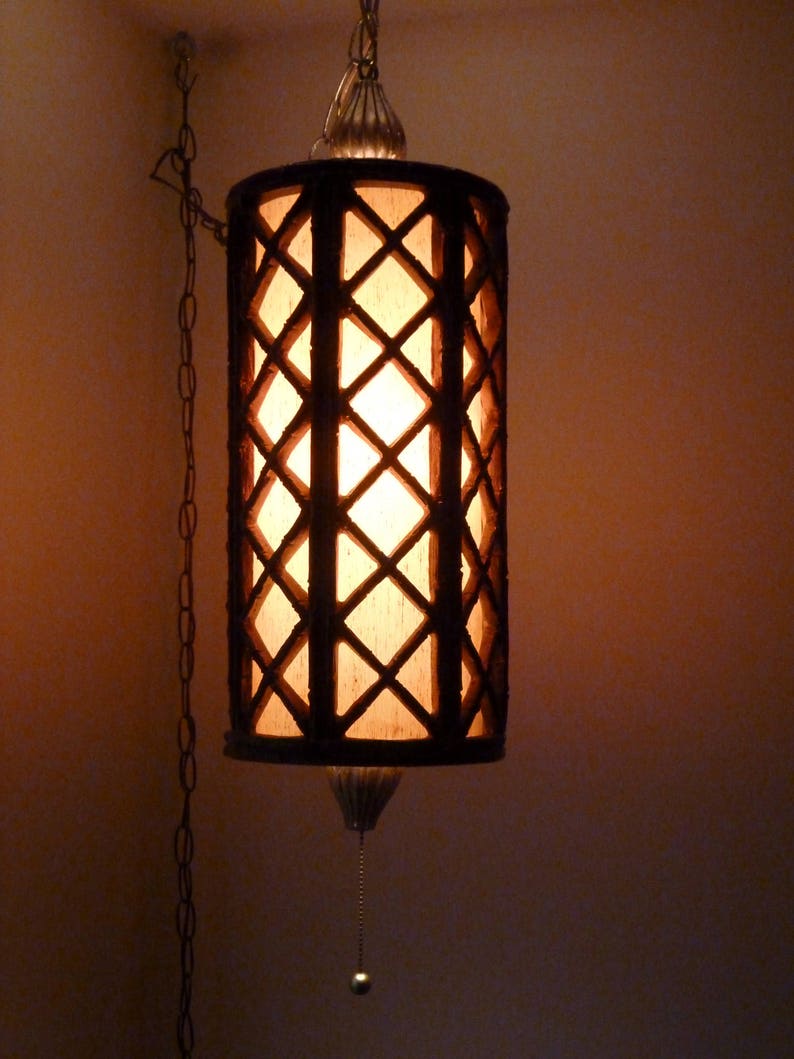 Mid-Century Large Hollywood Regency Gold Gilt Pendant Swag Hanging Lamp