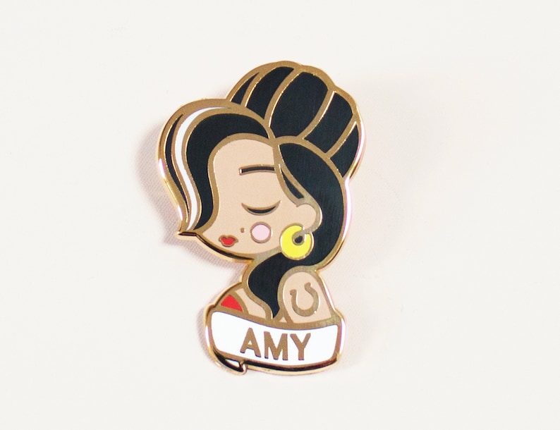 Amy Winehouse Pin Music Gift Brooch image 2