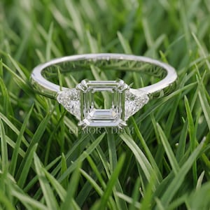 Asscher Cut Semi Mount Three Stone Setting, Trillion Side Diamonds, White Gold Engagement Ring Blank, Unique Mount Blank Lab Diamond Setting