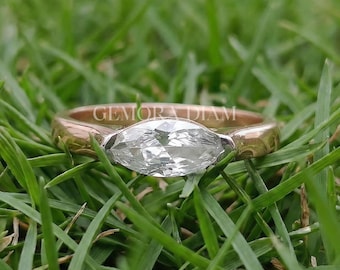 East West Bezel-infattad marquise-slipad förlovningsring i 10K roséguld, lågprofilerad solitär diamant, jubileumsring för kvinnor