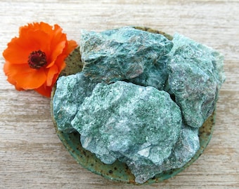 Fuchsite Mica Raw Stone
