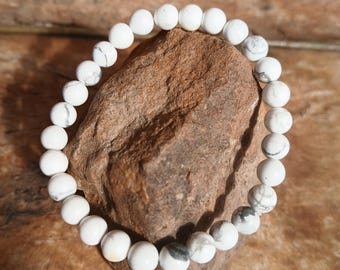 Howlite Gemstone Bracelet: White Stone Jewelry, Metaphysical Healing