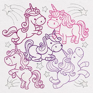 Puede incluir: Cinco unicornios de dibujos animados en varias poses, con colores rosa, morado y blanco, sobre un fondo blanco con estrellas plateadas.