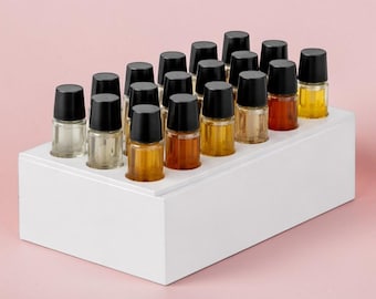 Soporte minimalista para muestras de perfume / Organizador de viales de 2 ml / Exhibidor de fragancias / Estante para muestras de colonia / Organizador de tocador / Regalo para amantes de los perfumes