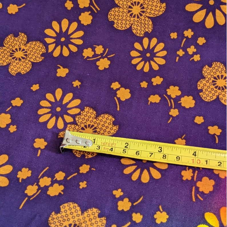 Vintage 60s 70s Fabric // Flower Power Print // Funky Orange Purple Floral // 44" BTY // Retro Sewing // Mod Groovy Textile afbeelding 6