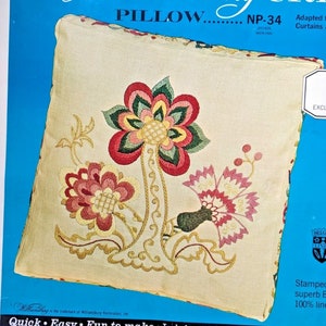 Vintage Williamsburg Pillow Crewel Embroidery Kit NP 34 from Paragon Linen Twill