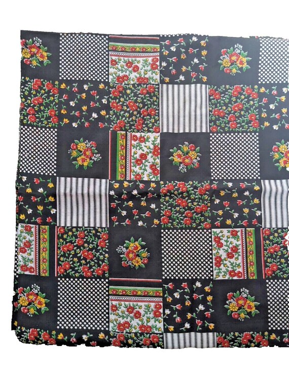 よしよし　　　OLD CALICO PATCH WORK QUILT Vintage 1970's Patchwork Calico Boho Cheater Style Cotton