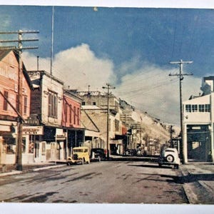 Carte postale vintage Budwiser seau de Blood Saloon Virginia City, Nevada des années 40