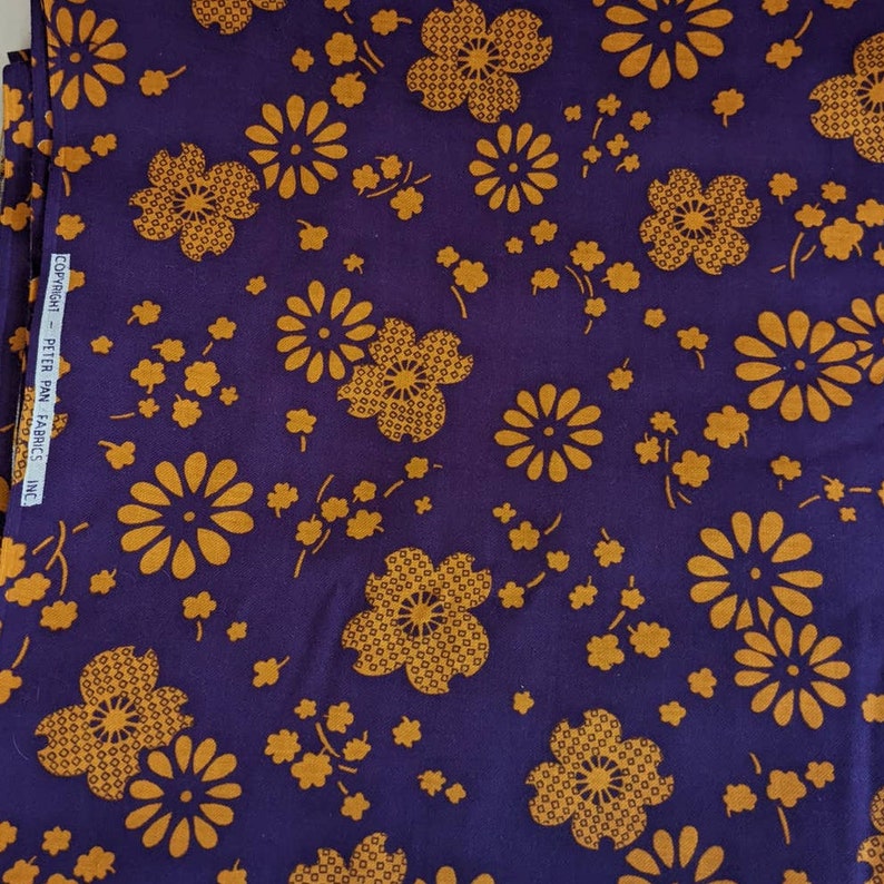 Vintage 60s 70s Fabric // Flower Power Print // Funky Orange Purple Floral // 44" BTY // Retro Sewing // Mod Groovy Textile afbeelding 2