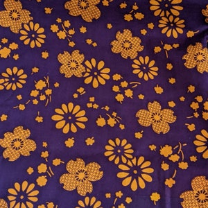 Vintage 60s 70s Fabric // Flower Power Print // Funky Orange Purple Floral // 44" BTY // Retro Sewing // Mod Groovy Textile afbeelding 1