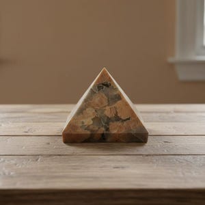 Peach Moonstone Pyramid, Polished Crystal Point for Meditation and Calm, Sacral Chakra Decor, Reiki Altar Stone, Gift for Crystal Lovers