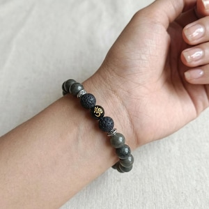 Beaded OM Charm Bracelet, Gray Stone Bracelet with Lava Beads, Meditation Bracelet for Mindfulness, Simple Unisex Gift for Yoga Lovers Daily