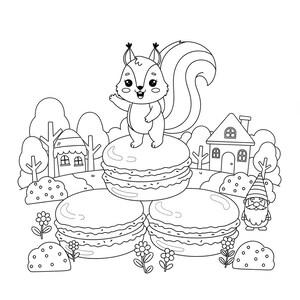 Puede incluir: Ilustraci&oacute;n en blanco y negro de una ardilla de dibujos animados de pie sobre una pila de macarons. La ardilla est&aacute; saludando, con una escena de bosque caprichosa en el fondo, incluyendo casas, &aacute;rboles y un gnomo.