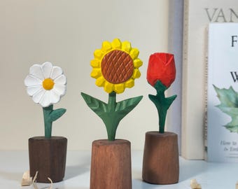 Niedliche Holzblume - Wählen Sie Gänseblümchen, Sonnenblume oder Rose, handgeschnitztes Miniblumendekor