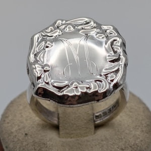 Vintage 925 Sterling Silver Monogram M Repousse Signet Statement Ring Size 6.5