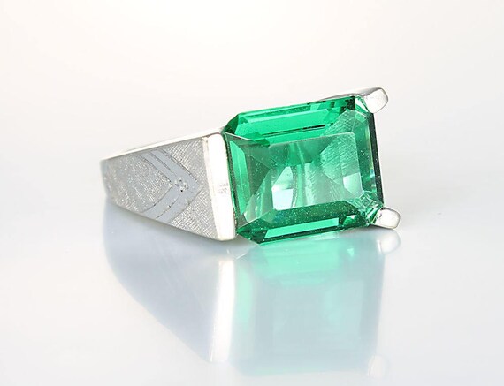 Modernist 10K White Gold Green Spinel Ring, Geome… - image 2