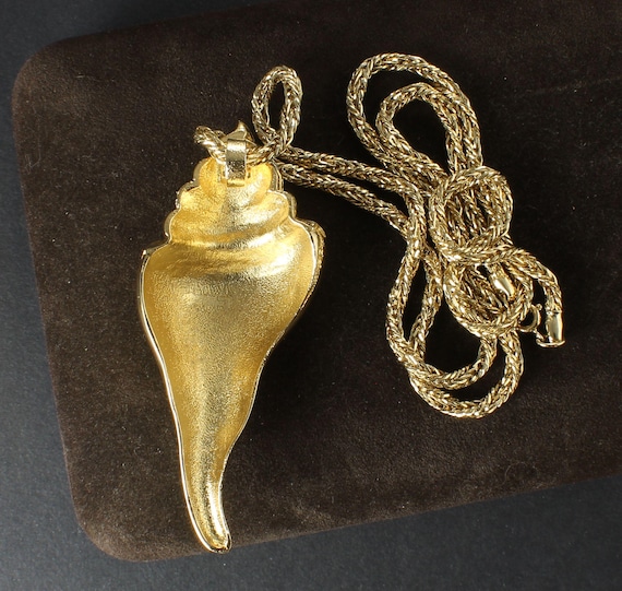 Large Clear Rhinestone Gold Conch Shell Pendant N… - image 3