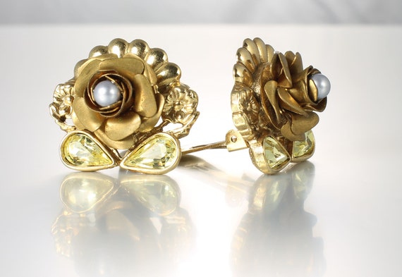 1928 Yellow Rhinestone Pearl Flower Earrings gold… - image 3