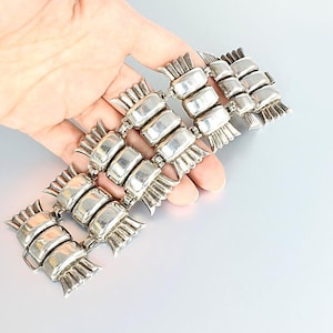Wide Heavy Modernist Sterling Bracelet 71.7 grams Mid Century 7 inches  1950s jewelry