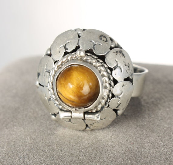 Taxco Mexico Sterling silver Tiger Eye Poison Rin… - image 2
