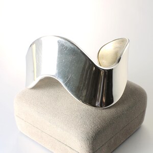 Wavy Cuff Bracelet - Etsy