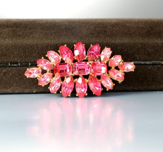 1940s Ping Rhinestone Pot Metal Brooch Pin
