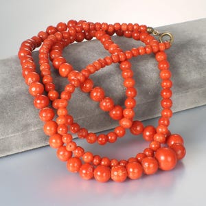 1930s Antique Graduated Sardinian salmon Coral Necklace 29 inches