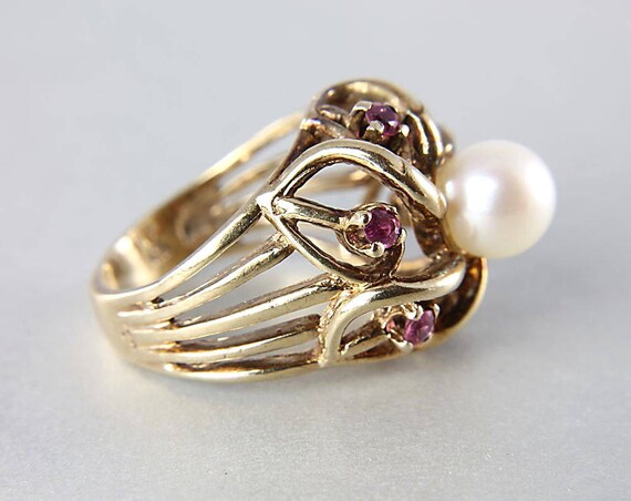 Vintage 10K gold Ruby Pearl Cocktail Ring, size 4… - image 3