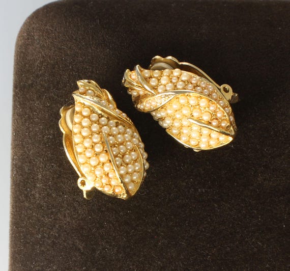 Gold Faux Seed Pearl Rose Bud clip Earrings