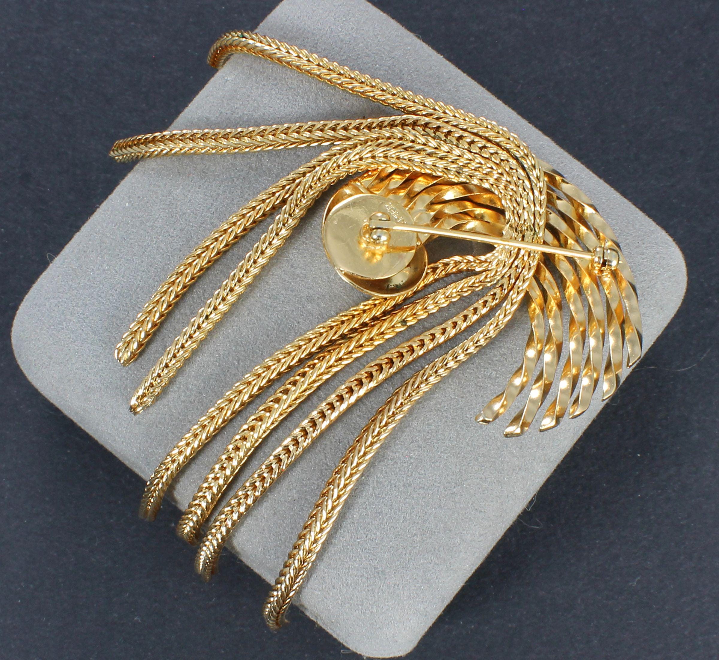 Modernist Napier Tassel Brooch, Gold Tone, 1960s Jewelry - Etsy display picture 2