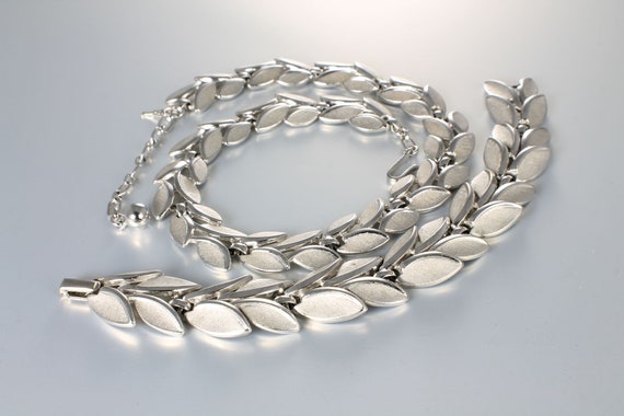 Crown Trifari Leaf Necklace Bracelet set brushed … - image 1